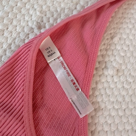 Urban Outfitters Pink, Lavender, and Yellow Tank Tops - Picture 4 of 8